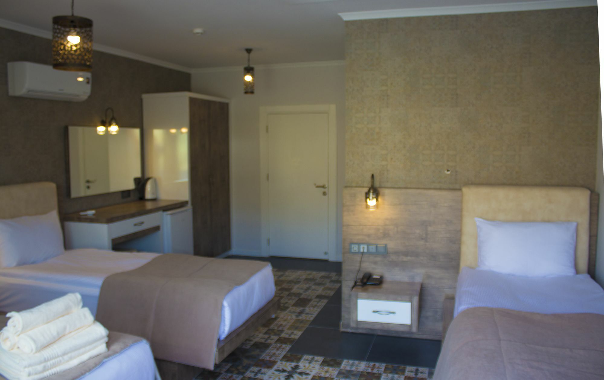 Sedir Park Bungalow Hotel มาห์มุตลาร์ ภายนอก รูปภาพ